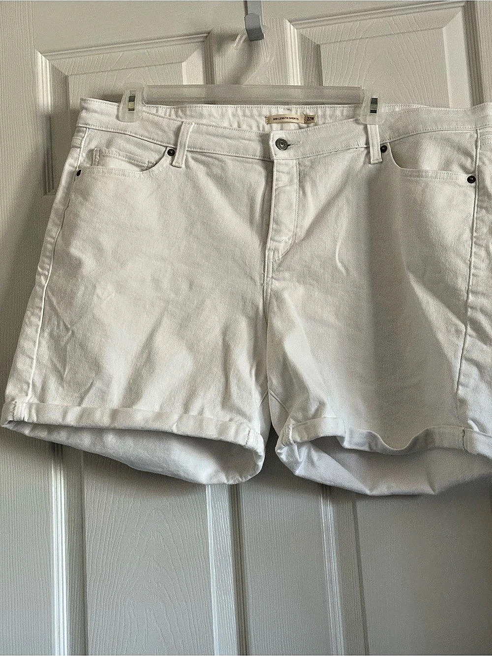 Levi's Mid Length Shorts Denim Shorts Waist 22 Like New